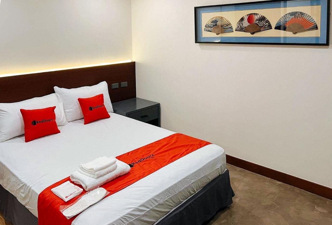 Reddoorz Plus @ Toshiko Boutique Hotel Koronadal City Bagian luar foto
