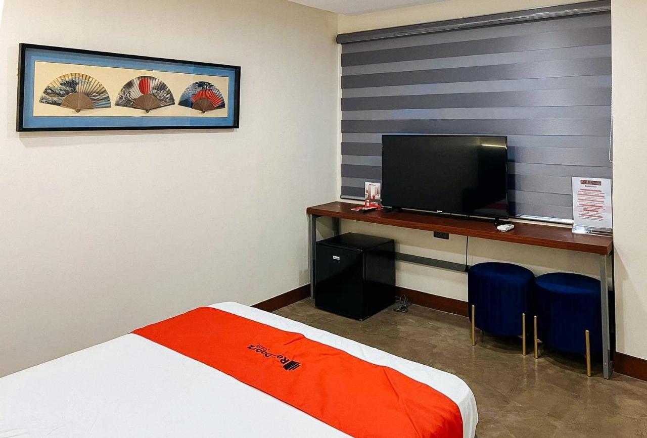 Reddoorz Plus @ Toshiko Boutique Hotel Koronadal City Bagian luar foto