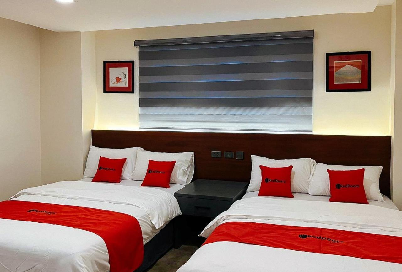 Reddoorz Plus @ Toshiko Boutique Hotel Koronadal City Bagian luar foto