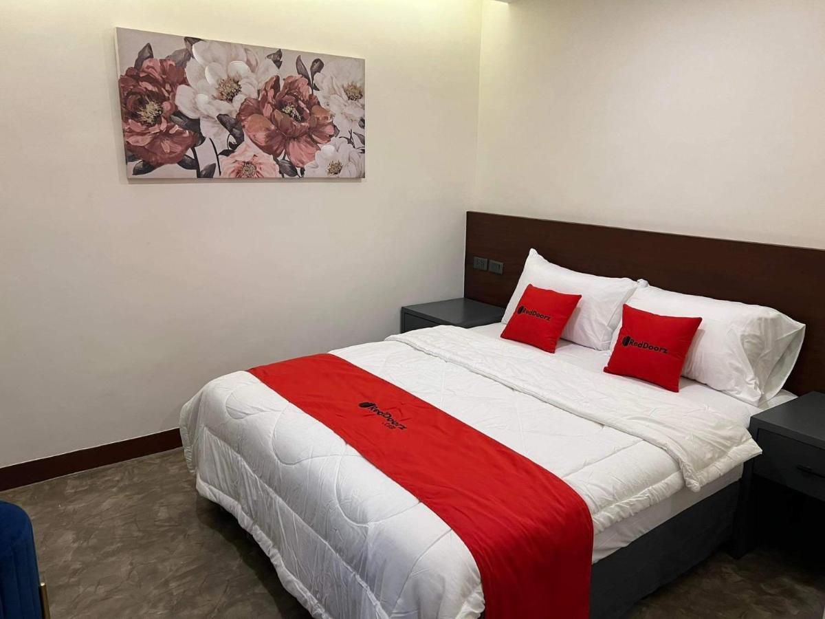 Reddoorz Plus @ Toshiko Boutique Hotel Koronadal City Bagian luar foto